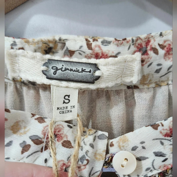 Gimmicks Buckle‎ NWT Womens Floral Paisley Top Size S Boho Peasant Patchwork - Picture 9 of 9